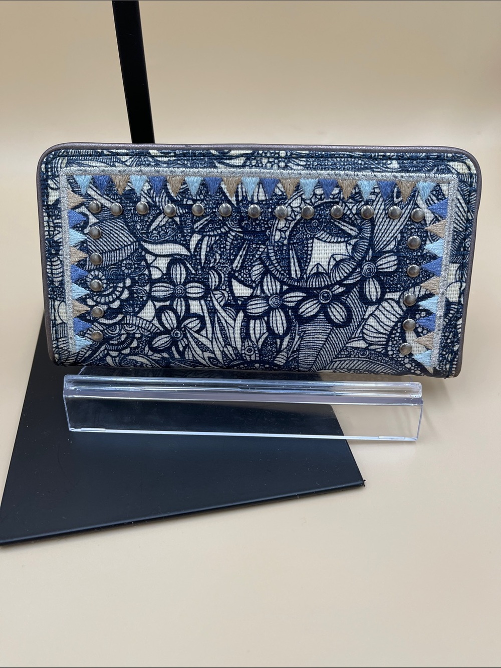 Sakroots Blue Floral Studded Snap Close Wallet Vibrant Fun Pattern